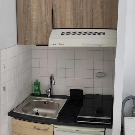 Centre Apartment *